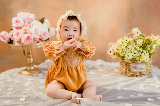 阿坝宝宝睡不踏实哼唧扭动